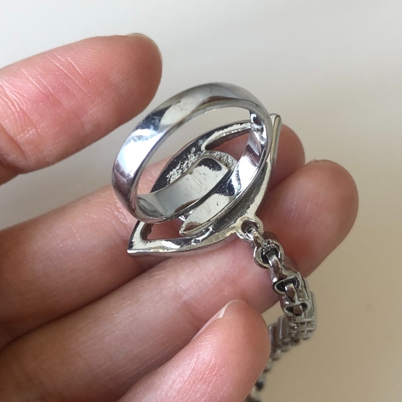 Blue Evil Eye Finger Chain Bracelet - Picture 4 of 7